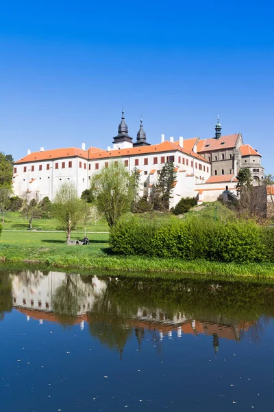 Romanesque St. Procopius basilica and monastery, jewish town Trebic (UNESCO, the oldest Middle ages settlement of jew community in Central Europe), Moravia, Czech republic, Europe — Stock Photo, Image