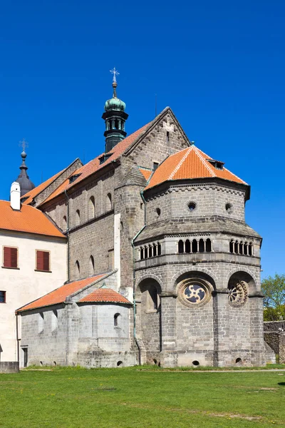 Castle with museum, St. Procopius basilica and monastery, town Trebic (UNESCO, the oldest Middle ages settlement of jew community in Central Europe), Moravia, Czech republic, Europe — Stock Photo, Image