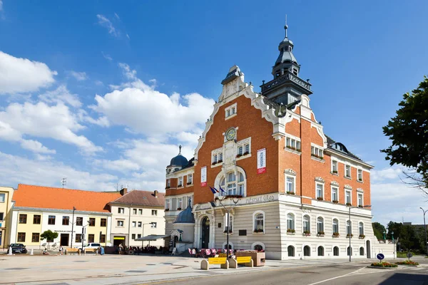 Ratusz, miasto Hodonin, Morawy Południowe, Republika Czeska — Zdjęcie stockowe