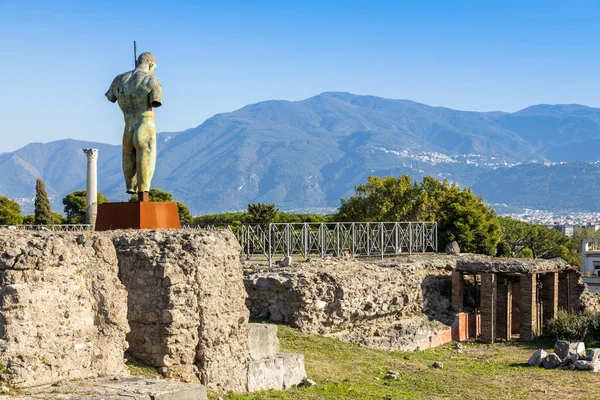 Италия Помпей Окт 2019 Статуя Дедала Древнеримского Города Разрушенного Извержением — стоковое фото