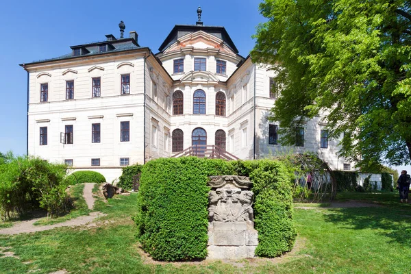 城Karlova Koruna チャールズの王冠 Chlumec Nad Cidlinou町 Hradec Klarove地域 チェコ共和国 — ストック写真