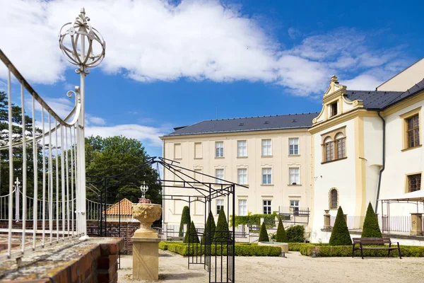 Tuinen Van Palacky Universiteit Olomouc Stad Moravië Tsjechië — Stockfoto