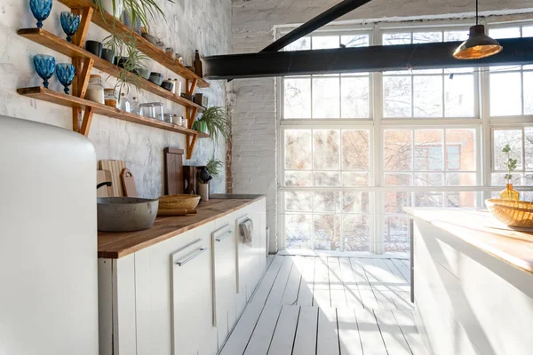 Spazioso Loft Industriale Open Space Cucina Studio Interno Con Elettrodomestici — Foto Stock