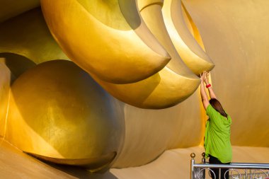 Angtong,Tayland, - 05 Aralık 2013 : Tanımlanamayan isim peopl