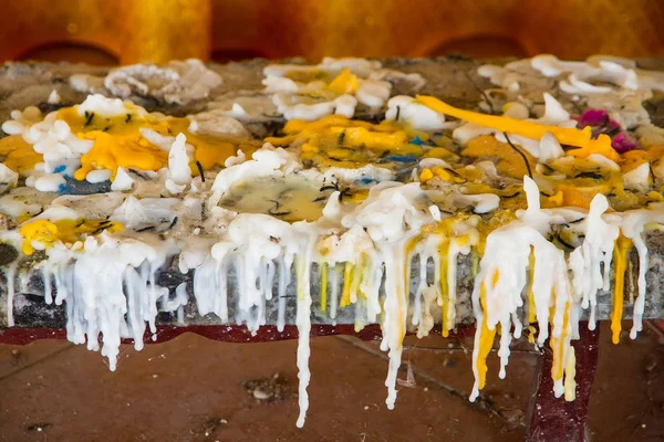 kopya alanı eski duvar üzerinde mum damlatın damla aşağı