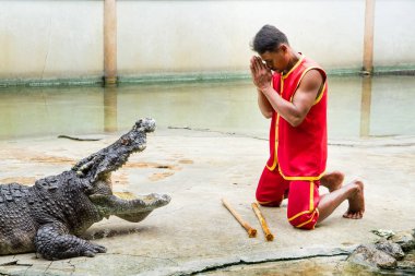 Samut Prakan, Tayland - 04 Ocak 2017: de riski göster