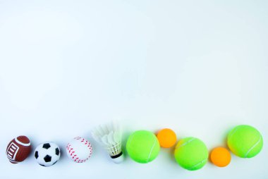 Ping pong topu, futbol oyuncak, raketle, tenis topu, gizli
