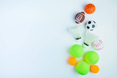 Ping pong topu, futbol oyuncak, beyzbol oyuncak, raketle, tenis b