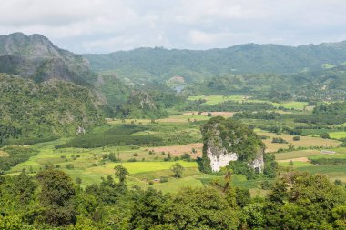 Dağlar ve güzel manzara peyzaj Nan Eyaleti, Thail