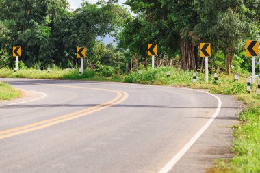Bir yol Phu Lanka Milli Parkı'nda Nan Eyaleti, Tha adlı bir görünüm