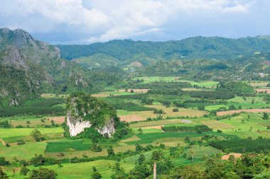 Dağlar ve güzel manzara peyzaj Nan Eyaleti, Thail