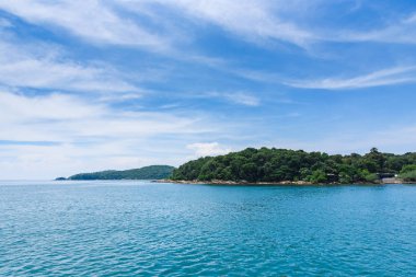 Koh Samet deniz adanın Rayong, Tayland görüntülemek.