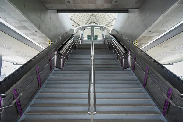 Treppe des bts-Bahnhofs. — Stockfoto