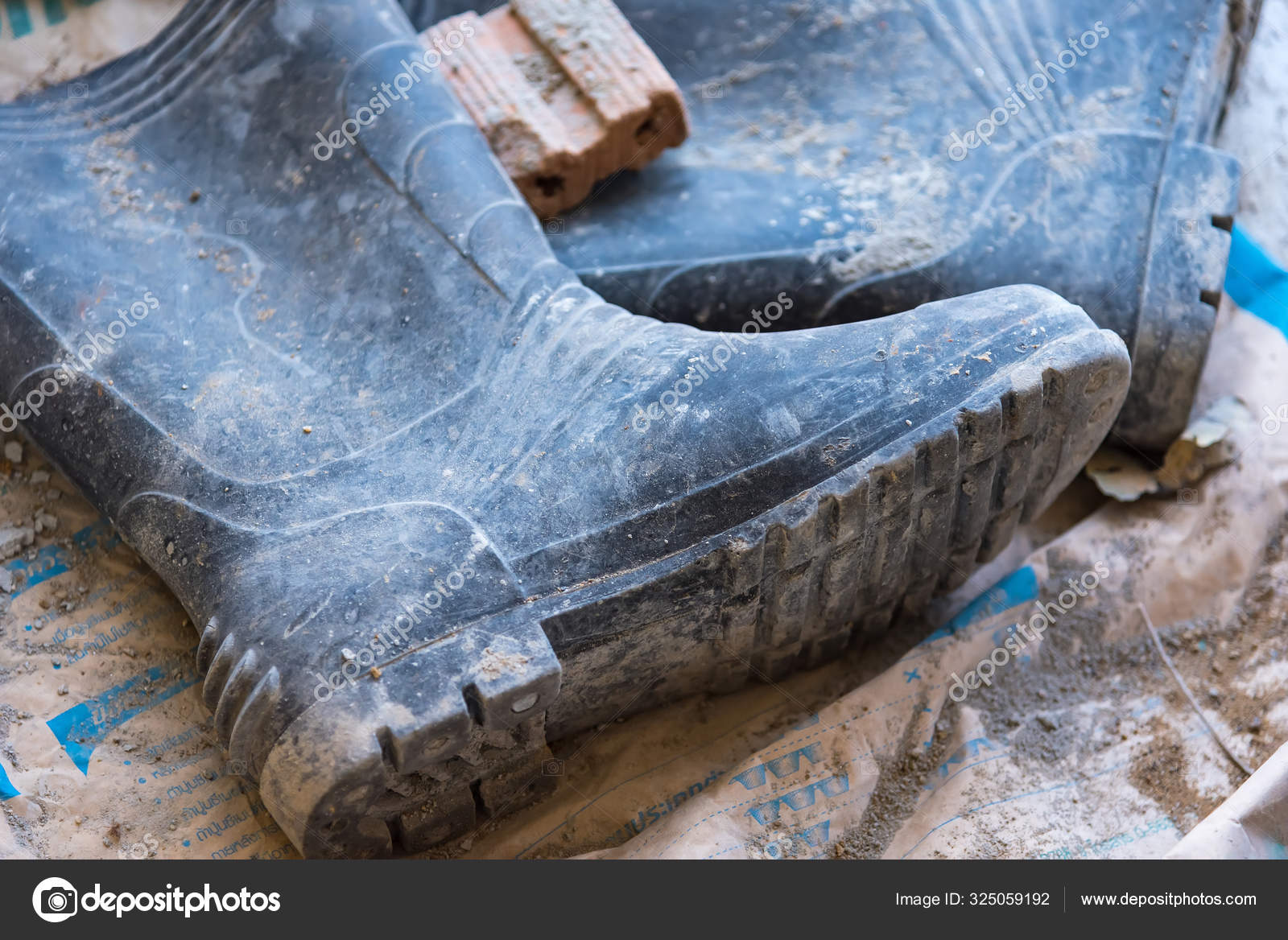 construction rubber boots