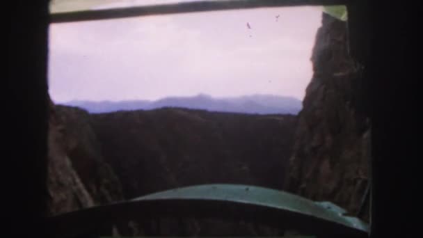 Kabelbaan in colorado bergen — Stockvideo