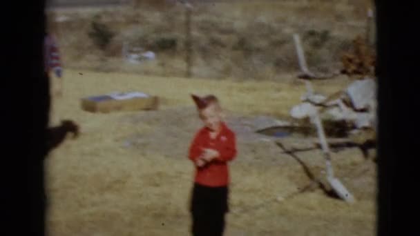 Kids playing on backyard — Stock Video