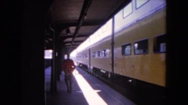 platformdan çıkış yapan tren