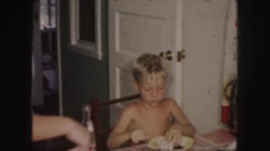 çocuk boyama Paskalya yortusu yumurta