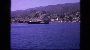 Feribot çaprazlanarak su 