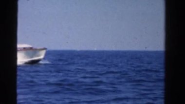 Deniz İnsanları ile övünme