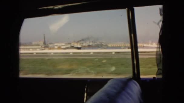 动车从市中心的观 — 图库视频影像