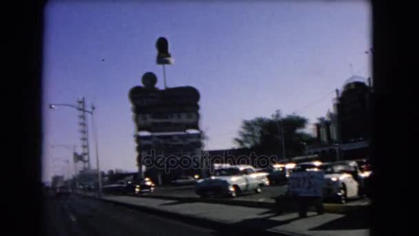 观察的停车场和标志的视图 — 图库视频影像