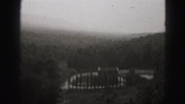 Vue d'observation de la forêt et des collines — Video