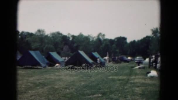 Izci kampında çadır — Stok video