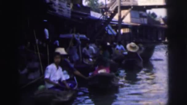 Vattenreningsmarknaden i Bangkok — Stockvideo