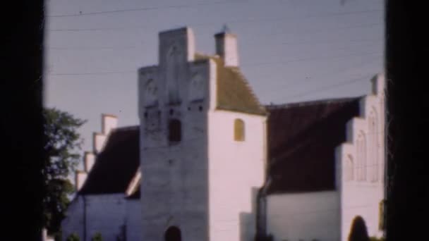 Edificio histórico blanco — Vídeos de Stock