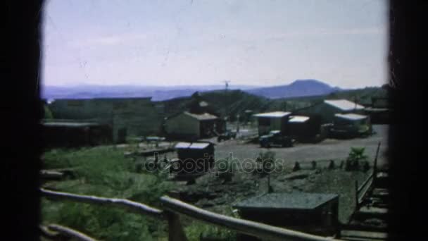 Landschaft Blick auf ländliche Häuser — Stockvideo