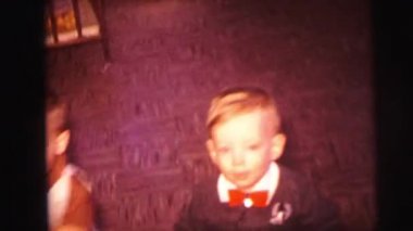 Küçük çocuklu bir anne