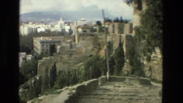 Paisaje con edificios y castillo — Vídeos de Stock