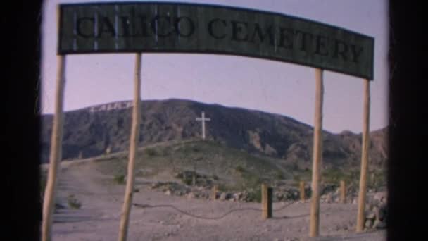Ingång tecken på Calico kyrkogård — Stockvideo