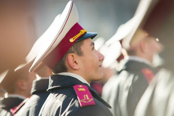 Kadet Dari Sekolah Militer Suvorov Memberikan Sumpah Kepada Presiden Ukraina — Stok Foto