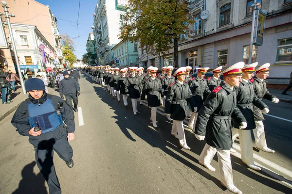 Kadétok Szuvorov Katonai Iskola Eskü Ukrajna Elnöke Kijev Ukrajna 2016 — Stock Fotó