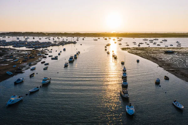 Luftaufnahme Eines Fischereihafens Bei Sonnenuntergang Bei Ebbe Konzept Des Marinen — Stockfoto