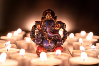 İndiand tanrısı Ganesha 'nın hatıra heykeli..