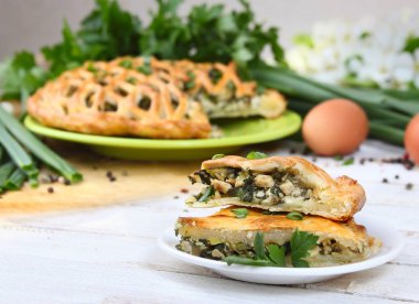 soğan ve yumurta ile pasta