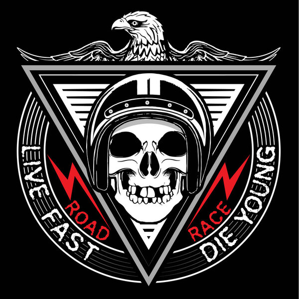 Футболка с изображением черепа
