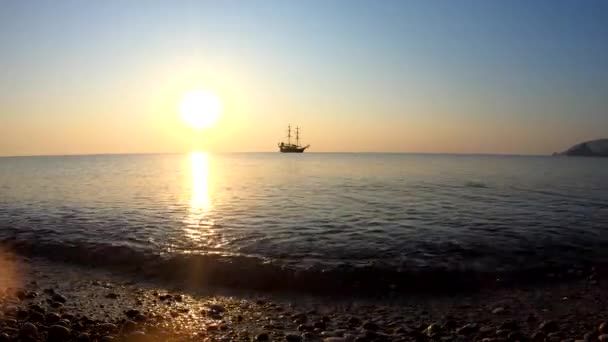 Υπέροχη Θέα Στην Παραλία Καταπληκτικό Ηλιοβασίλεμα — Αρχείο Βίντεο
