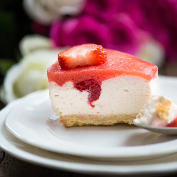 Homebaked Summer Berry Cheesecake — Stock Photo, Image