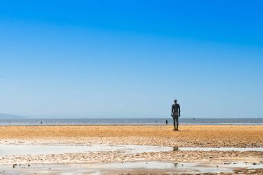 Heykel Crosby Beach, Anthony Gormley tarafından başka bir yerde