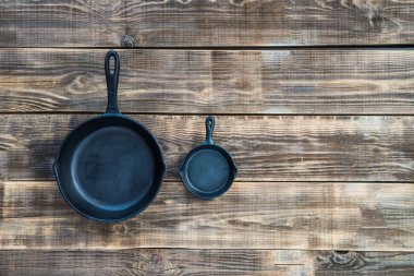 Yeni dökme demir tavalar 