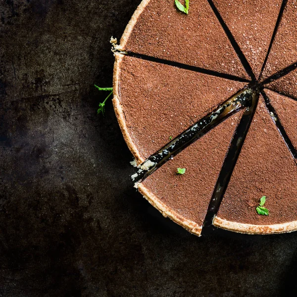 Tuzlu karamel ve çikolata Tart — Stok fotoğraf
