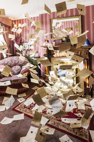 Harfler uçan ile salon 4 Privet Drive adlı dizi