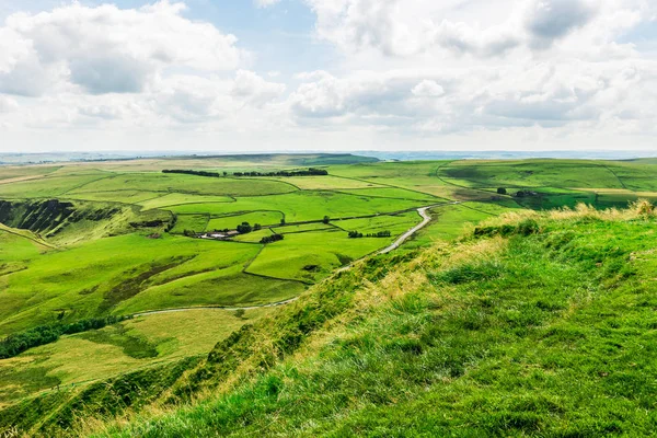 Mam Tor collina vicino Castleton ed Edale nel Peak District Natio — Foto Stock