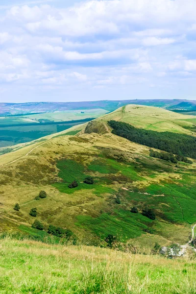 Mam Tor 山附近卡斯尔顿和峰值区国家 Edale — 图库照片