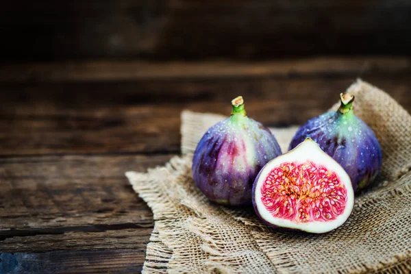 Sağlıklı Akdeniz incir meyve