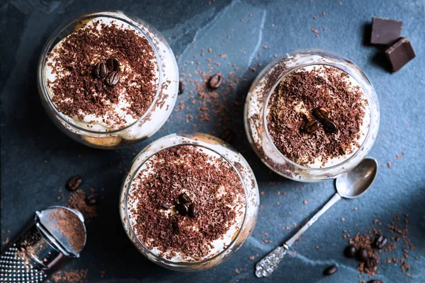 Traditional Italian dessert Tiramisu in a Glass Jar — Stock Photo, Image